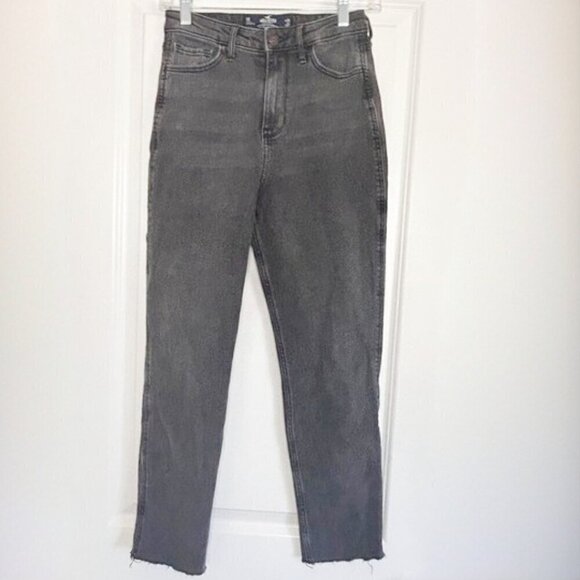 Hollister Denim - Hollister Grey 90's High Rise Relaxed Fit Denim Jeans size 25 ripped edge hem